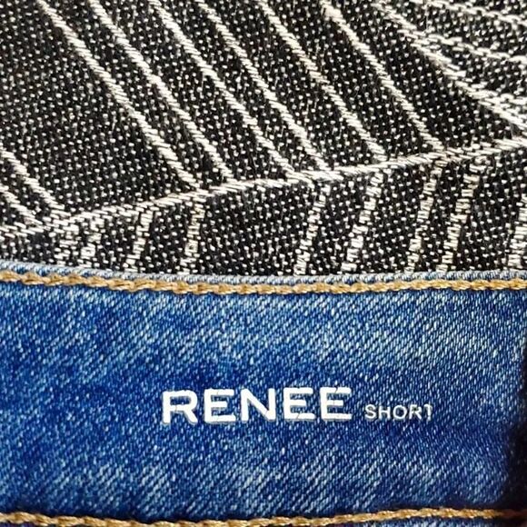 DL1961 RENEE SHORTS Size 26 - Picture 6 of 7